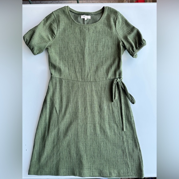 Madewell Palm Tree Crosshatch Puff-Sleeve Faux-Wrap Dress Green - Picture 9 of 9